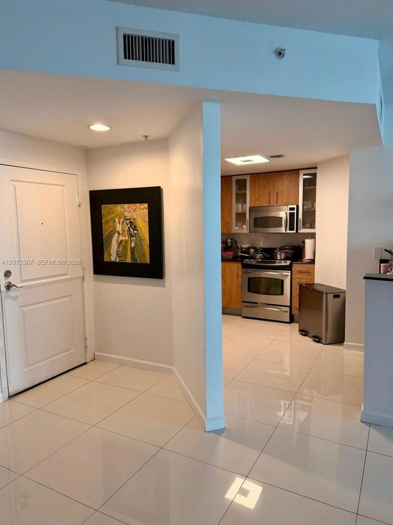 7900 Harbor Island Dr , Unit 505, North Bay Village, FL 33141 Photo