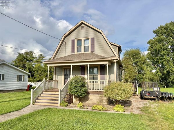 168 N Buckeye Street, Bellevue, OH 44811
