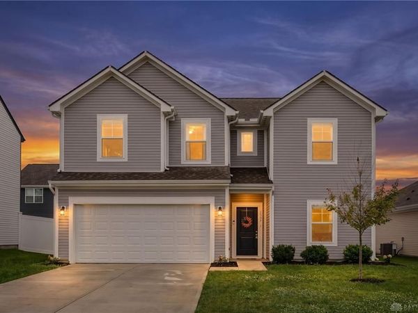 1505 Arrowhead Drive, Piqua, OH 45356