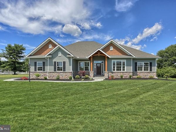 022 STARLIGHT LANE , LEBANON, PA 17046