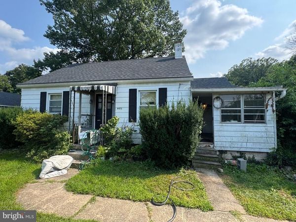 4401 LOCUST LANE, HARRISBURG, PA 17109