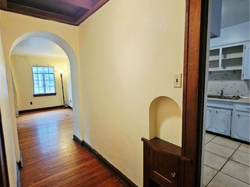 18313 Newell Road, Unit 1, Shaker Heights, OH 44122 Photo 8