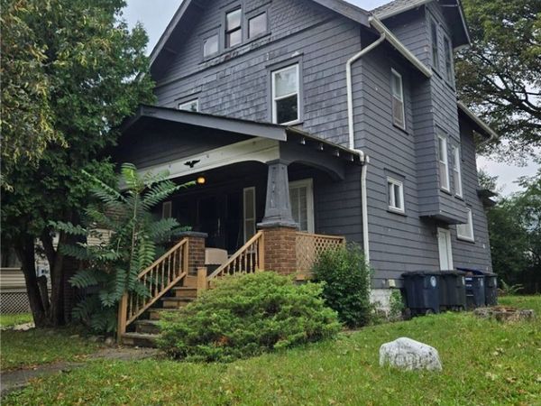 907 Delia Avenue , Akron, OH 44320