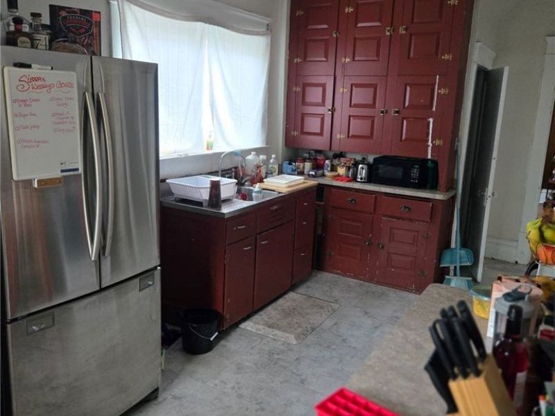 907 Delia Avenue , Akron, OH 44320 Photo 7