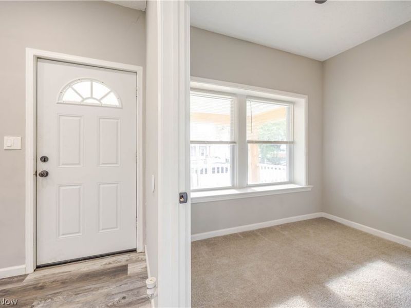 3282 W 38th Street, Cleveland, OH 44109 Photo 17