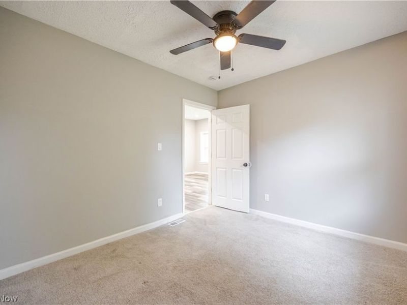 3282 W 38th Street, Cleveland, OH 44109 Photo 22