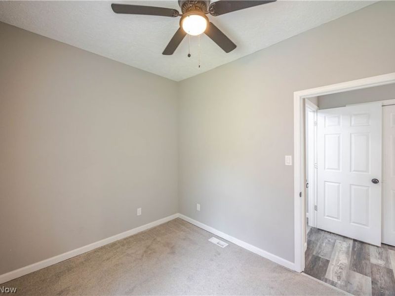 3282 W 38th Street, Cleveland, OH 44109 Photo 26