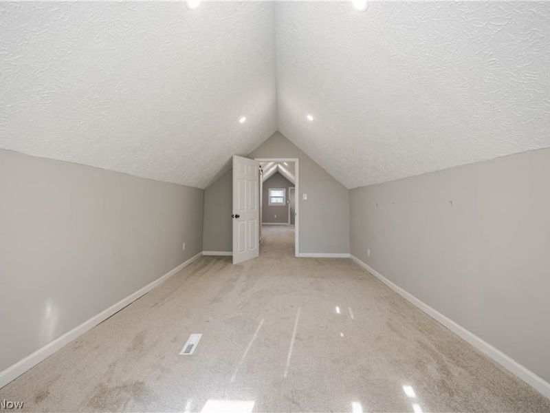 3282 W 38th Street, Cleveland, OH 44109 Photo 28