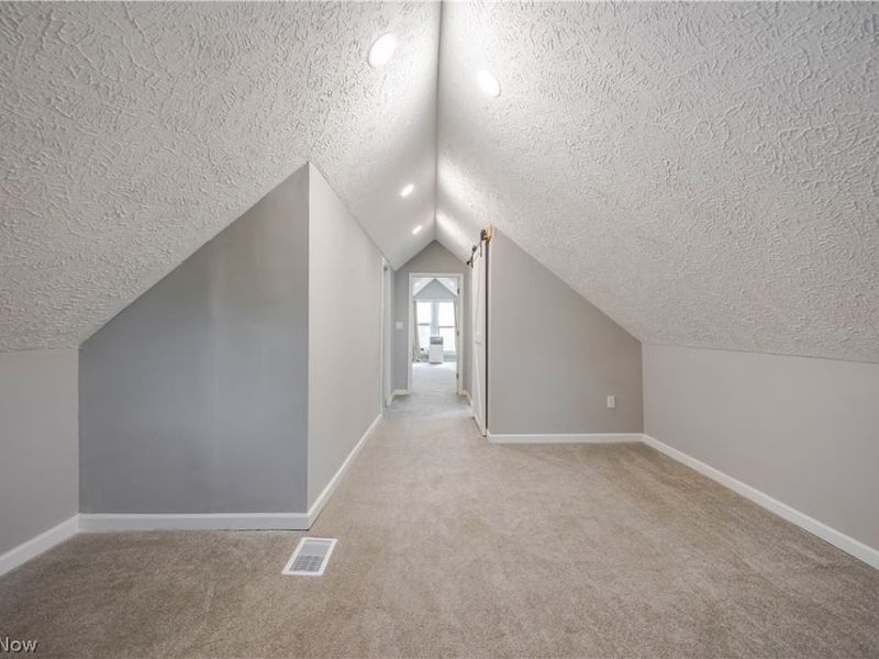 3282 W 38th Street, Cleveland, OH 44109 Photo 36