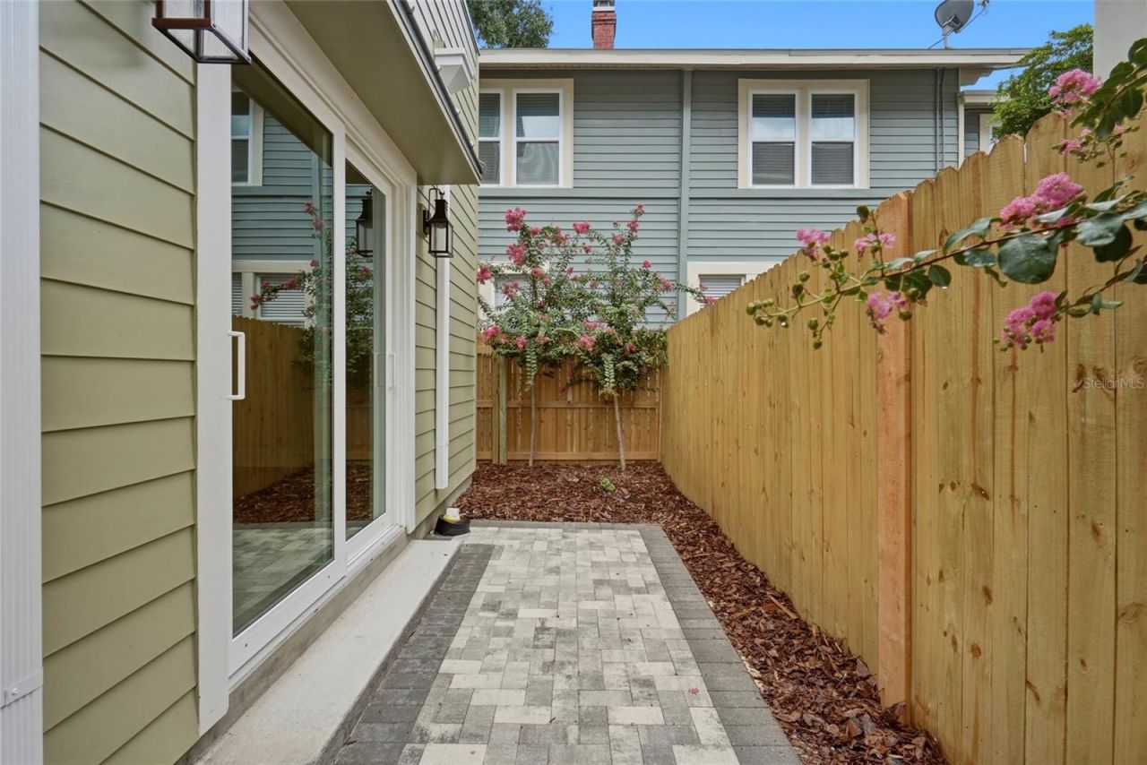 2540 1st Avenue N, Saint Petersburg, FL 33713 Photo