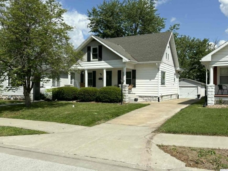 Main Photo