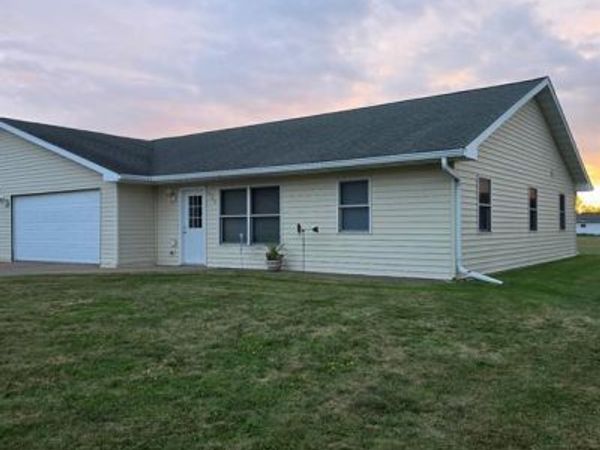 607 Washington Street, Almena, WI 54805