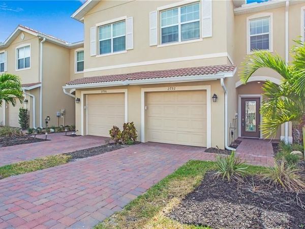 2792 Blossom WAY, NAPLES, FL 34120