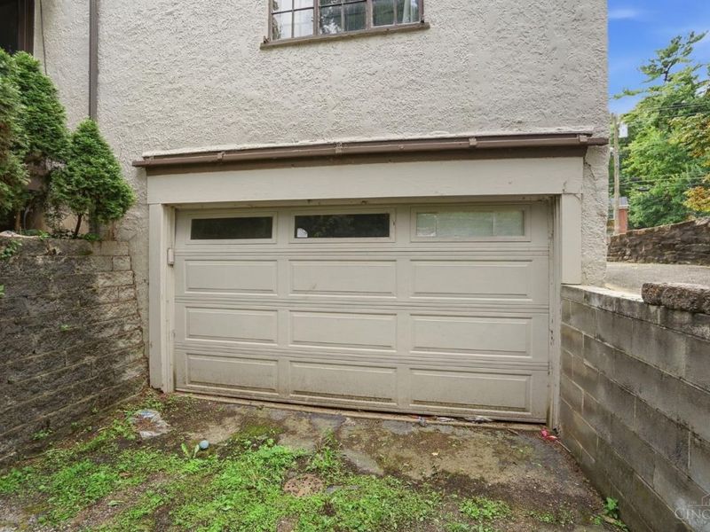 2956 Linwood Avenue, Cincinnati, OH 45208 Photo 16
