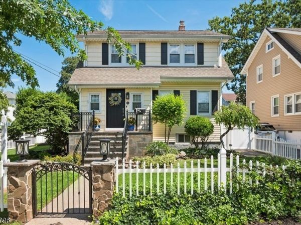 211 Walnut Ave, Bogota, NJ 07603