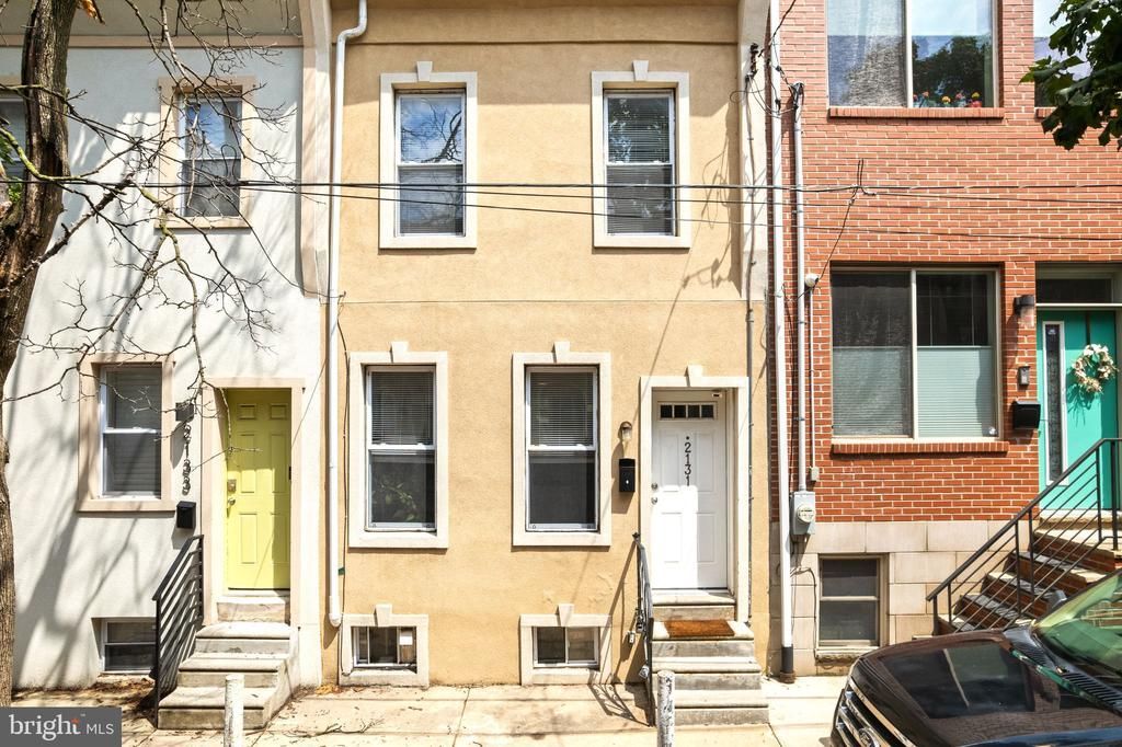 2131 Titan Street, Philadelphia, PA 19146 Main Photo
