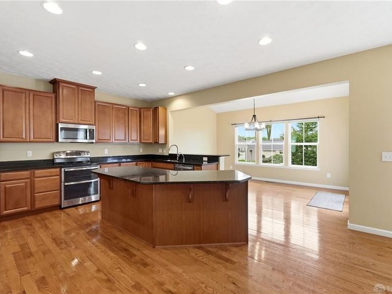 114 Shoemaker Lane, Vandalia, OH 45377 Photo 9