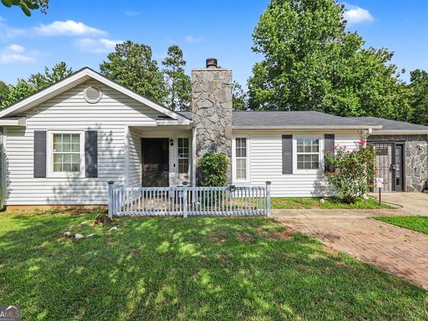 2805 Robinson Wood Drive, Riverdale, GA 30296