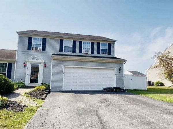 5494 Ravensthorpe , Clay, NY 13041