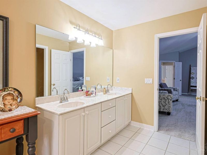 1206 Wintercrest Circle, Miami Township, OH 45150 Photo 37