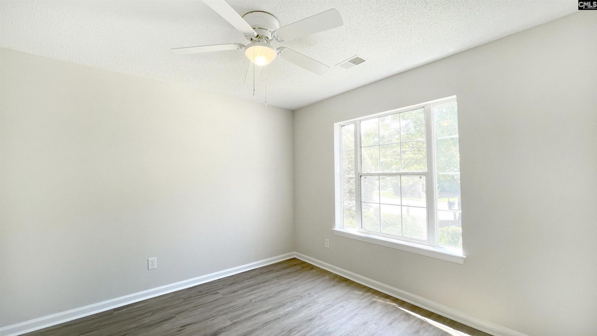 236 Bridgedale Drive  Photo 16