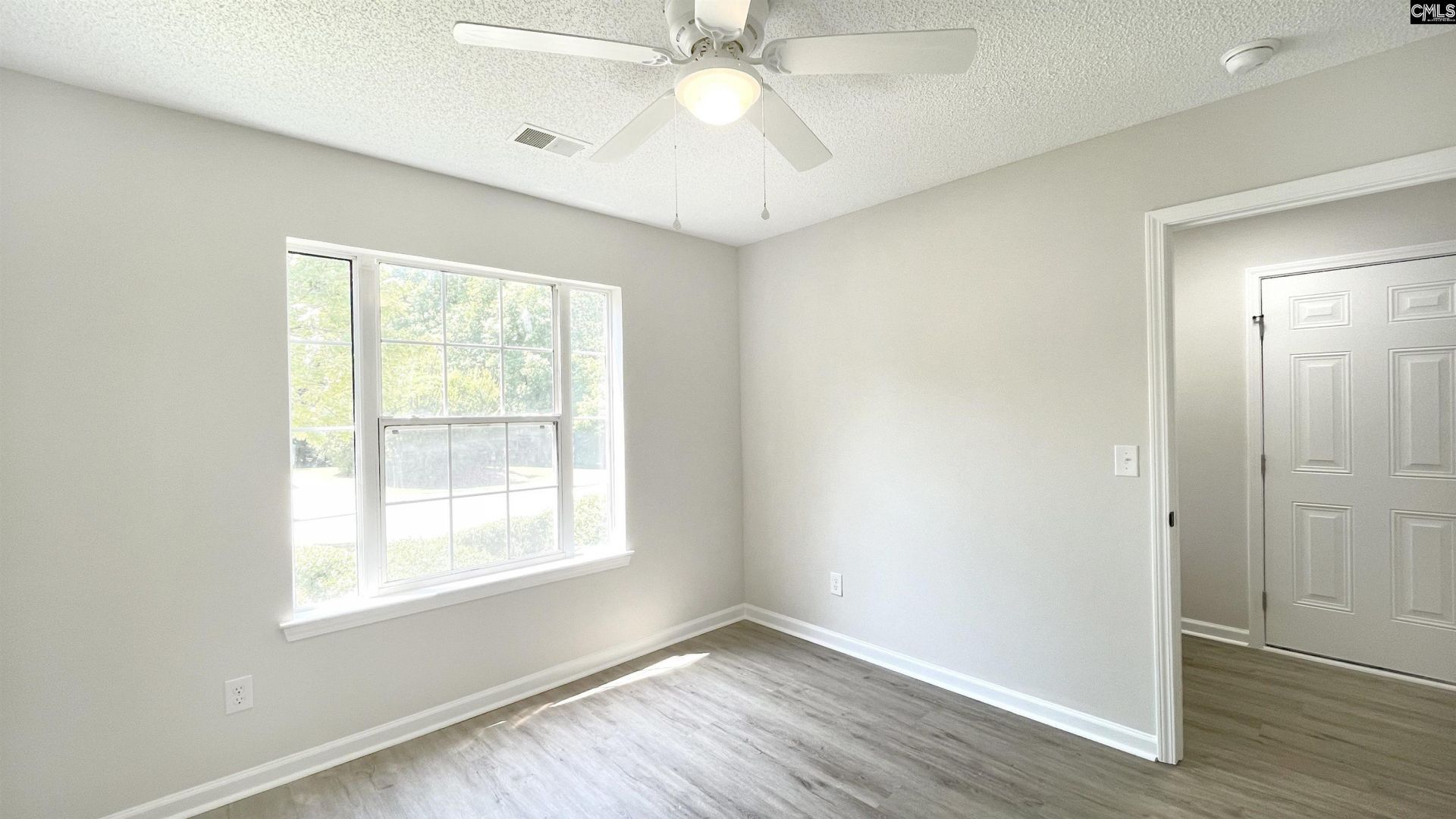 236 Bridgedale Drive  Photo 17