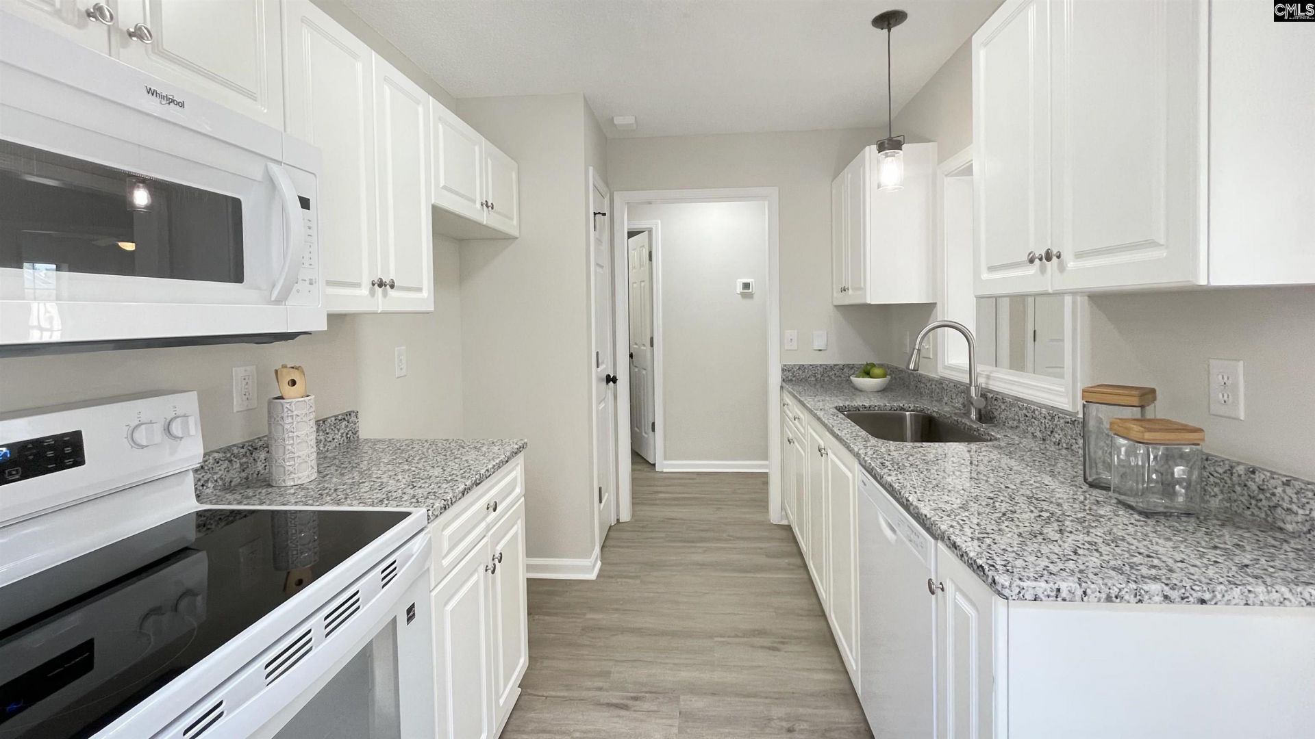 236 Bridgedale Drive  Photo 8