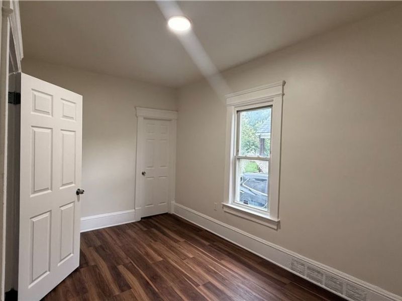 3721 E 50th Street , Cleveland, OH 44105 Photo 8