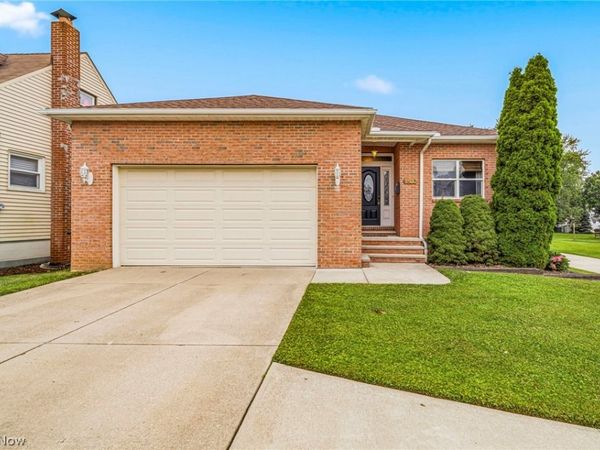 1860 Rockefeller Road , Wickliffe, OH 44092