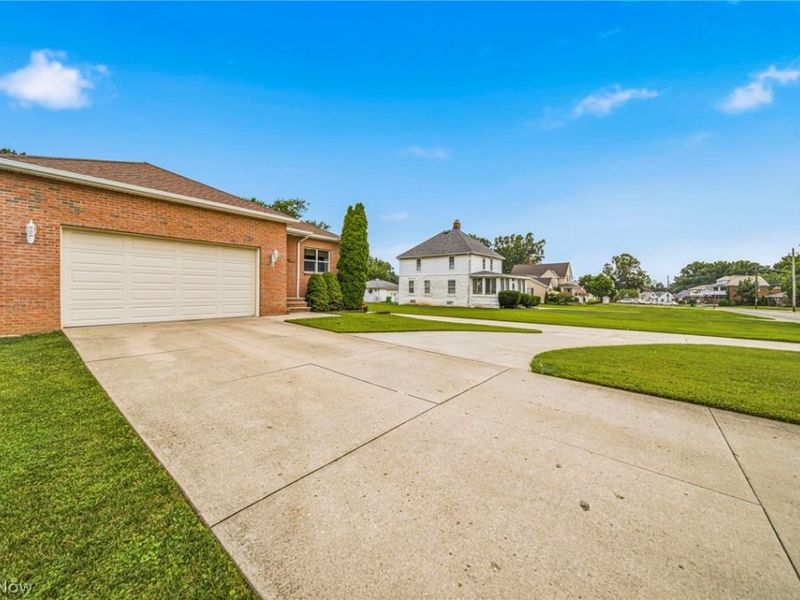 1860 Rockefeller Road, Wickliffe, OH 44092 Photo 3