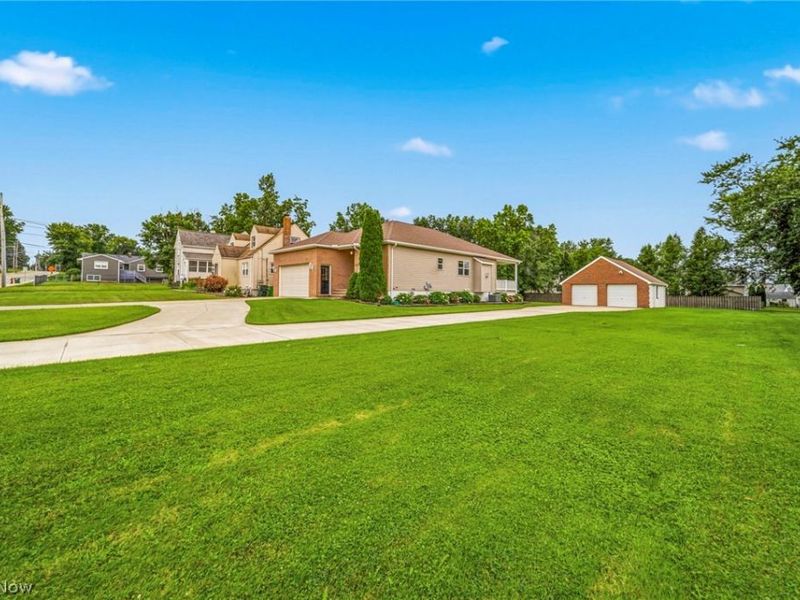 1860 Rockefeller Road, Wickliffe, OH 44092 Photo 4