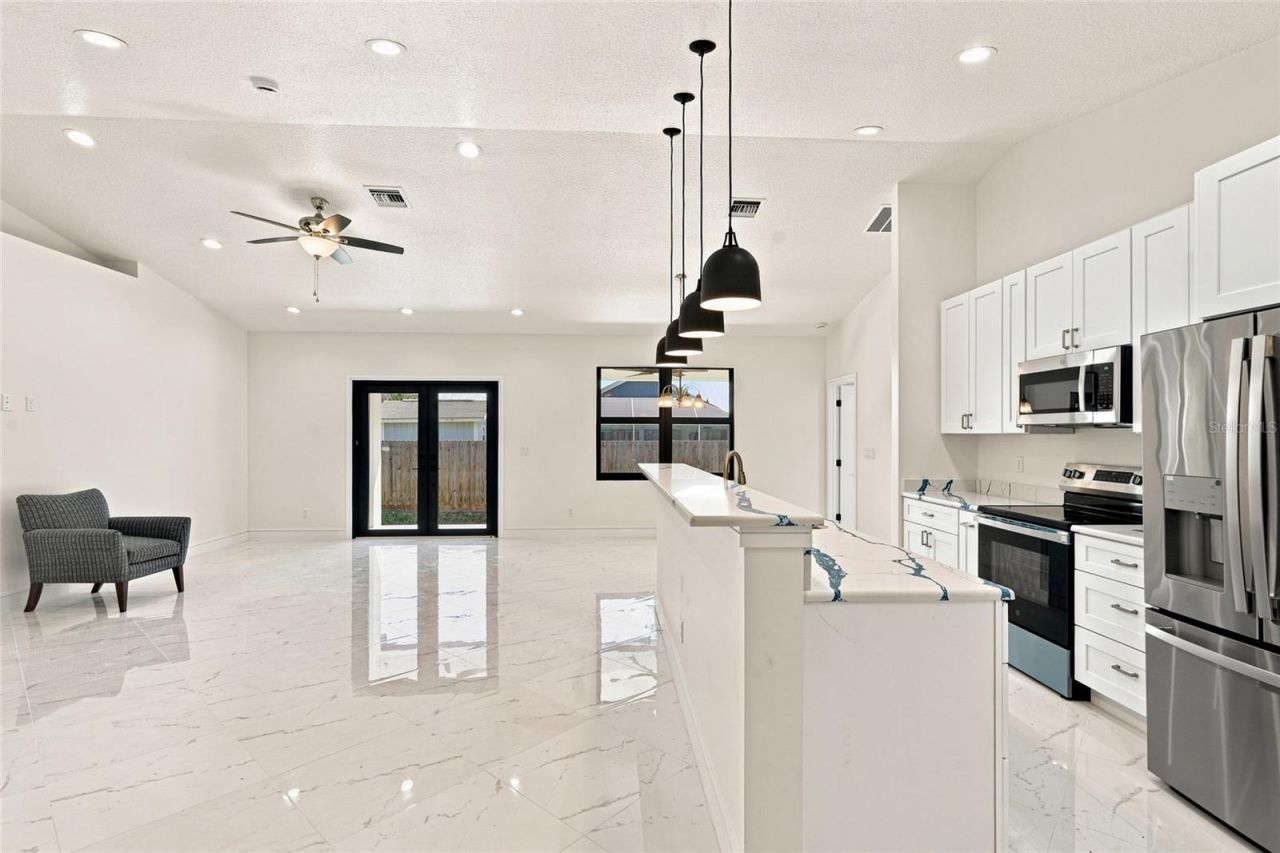 2356 30th Avenue Sw, Vero Beach, FL 32968 Photo