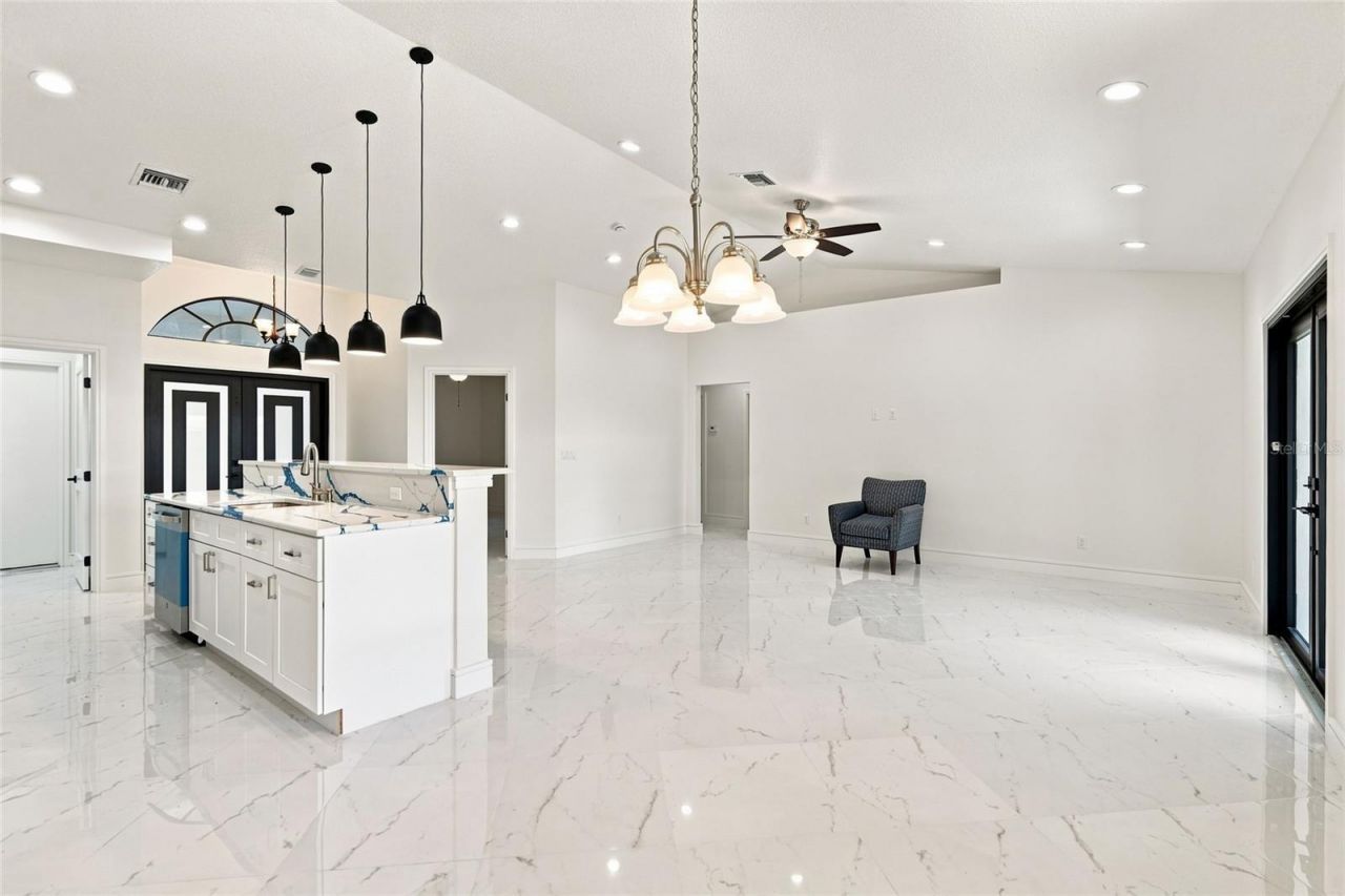 2356 30th Avenue Sw, Vero Beach, FL 32968 Photo