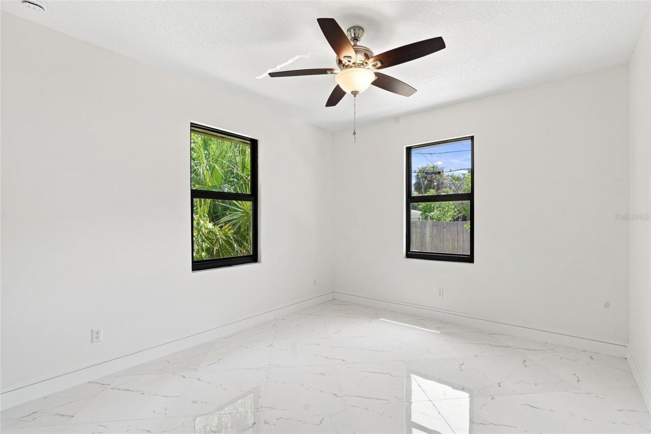 2356 30th Avenue Sw, Vero Beach, FL 32968 Photo