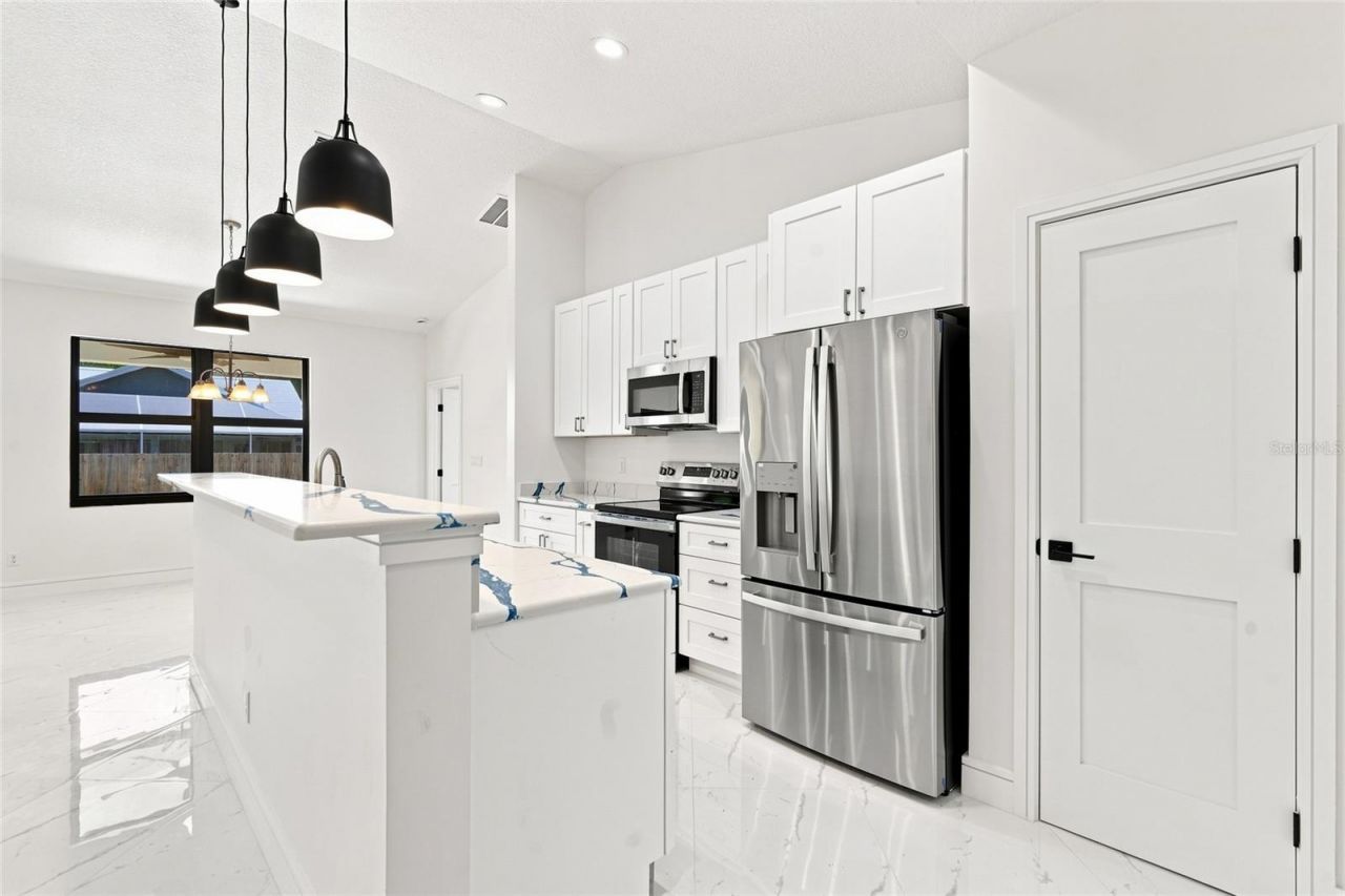 2356 30th Avenue Sw, Vero Beach, FL 32968 Photo