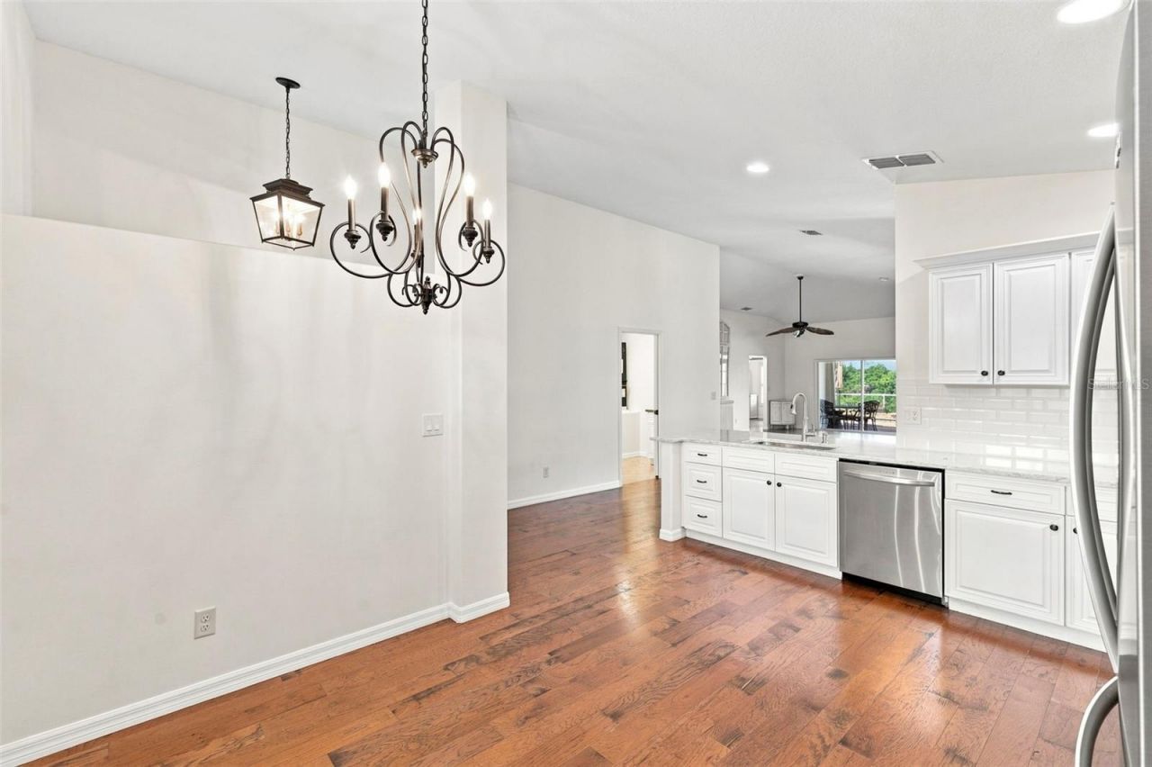 7218 34th Street E, Sarasota, FL 34243 Photo