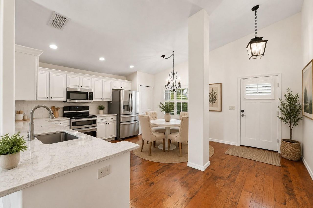 7218 34th Street E, Sarasota, FL 34243 Photo