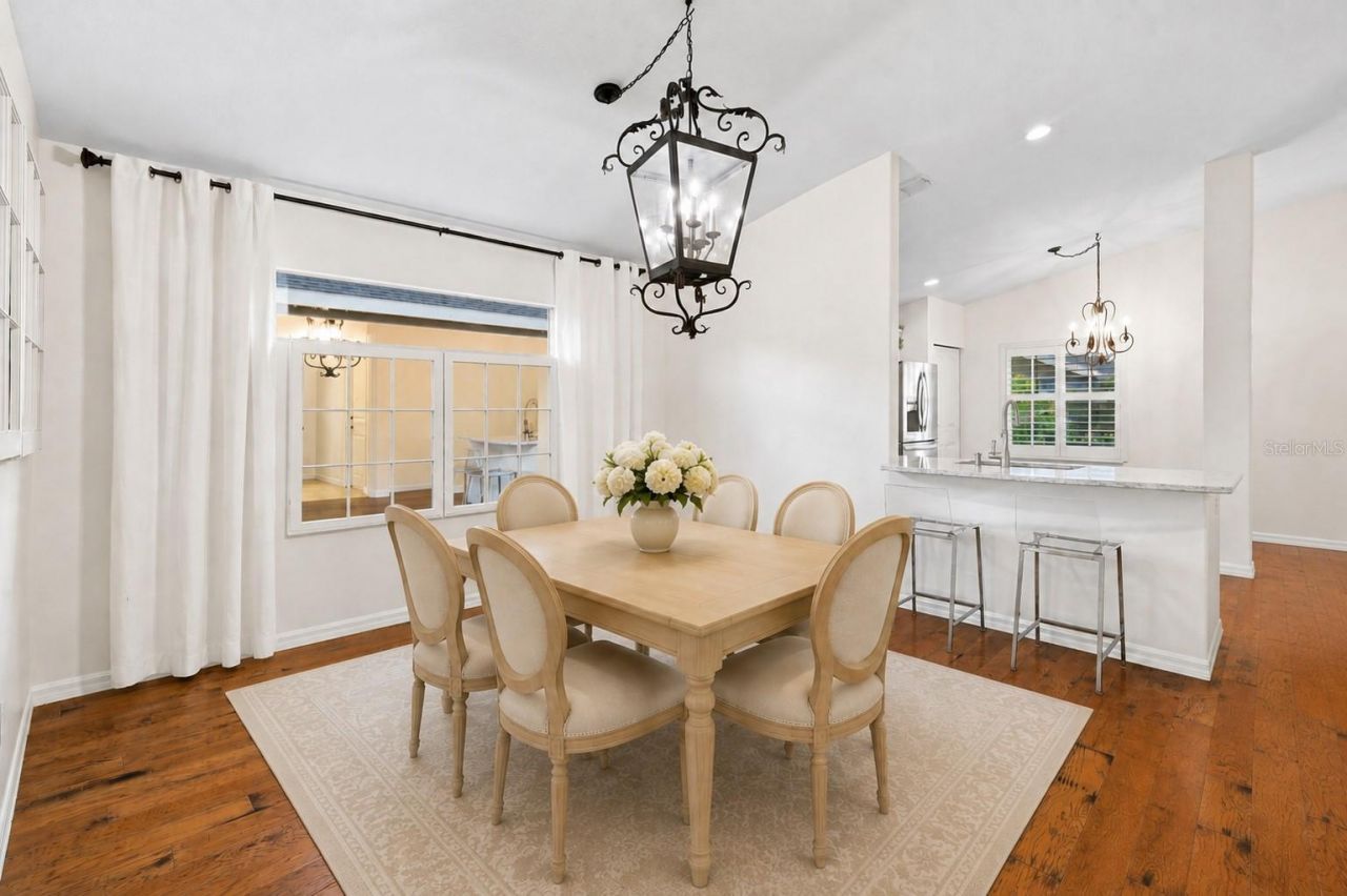 7218 34th Street E, Sarasota, FL 34243 Photo