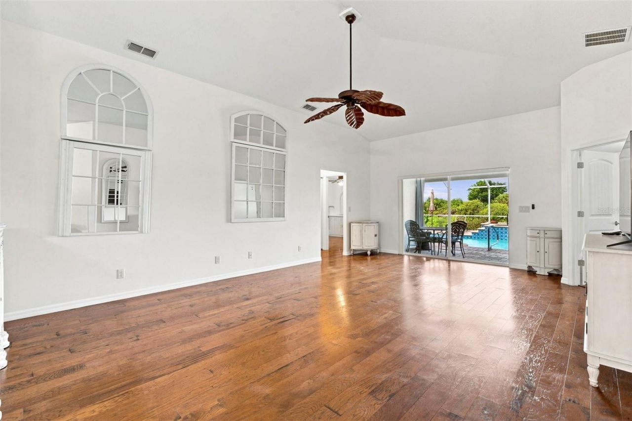 7218 34th Street E, Sarasota, FL 34243 Photo