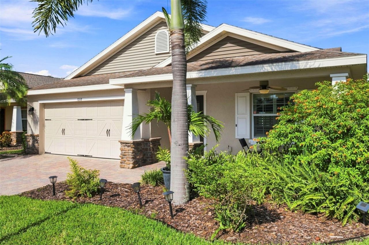 7218 34th Street E, Sarasota, FL 34243 Photo