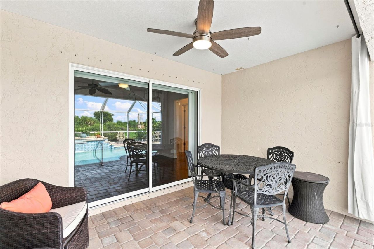 7218 34th Street E, Sarasota, FL 34243 Photo