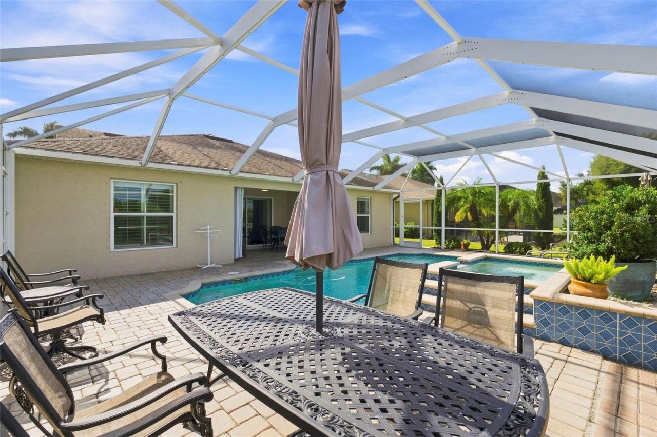 7218 34th Street E, Sarasota, FL 34243 Photo