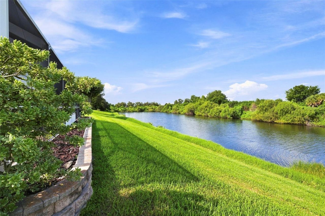 7218 34th Street E, Sarasota, FL 34243 Photo