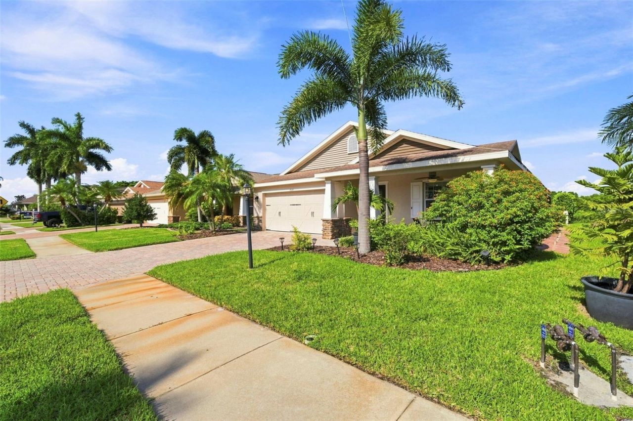 7218 34th Street E, Sarasota, FL 34243 Photo
