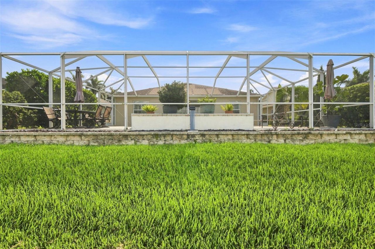 7218 34th Street E, Sarasota, FL 34243 Photo