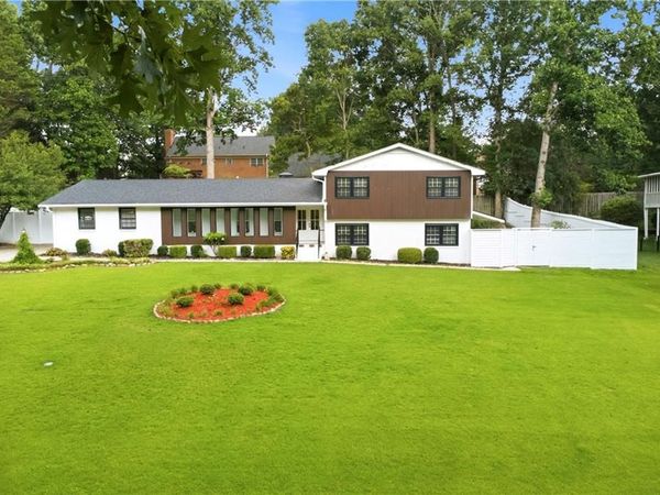 2220 Spring Mill Cove, Atlanta, GA 30338