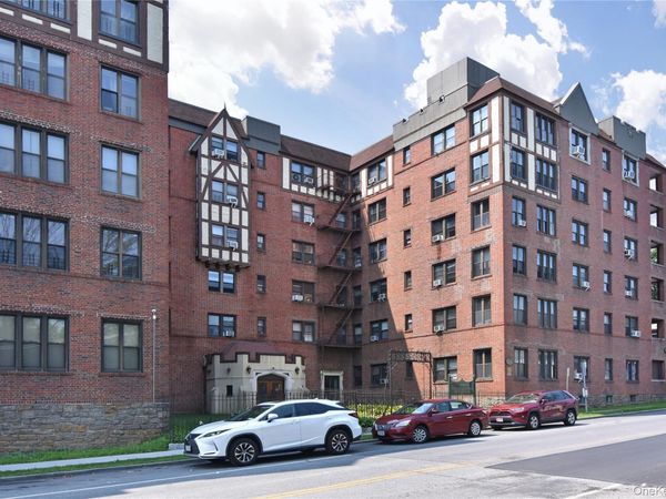 590 E 3rd Street , Unit 1M, Mount Vernon, NY 10553