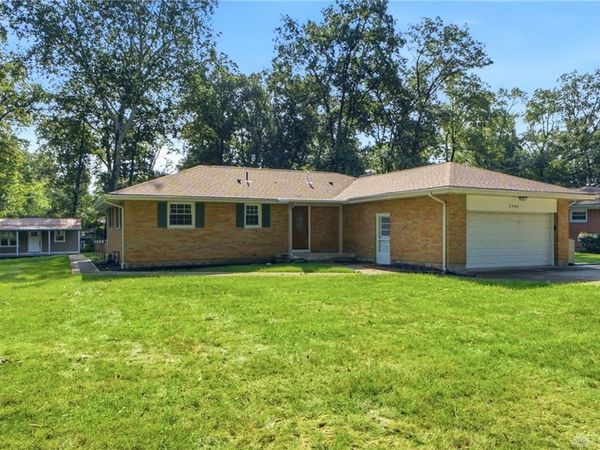 2548 Ehrhart Drive, Springfield, OH 45502