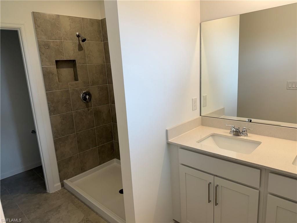 1672 Lake Jessup Cir , Cape Coral, FL 33909 Photo