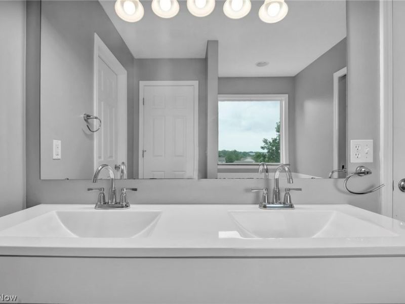 5292 Meadow Park Drive , Kent, OH 44240 Photo 29